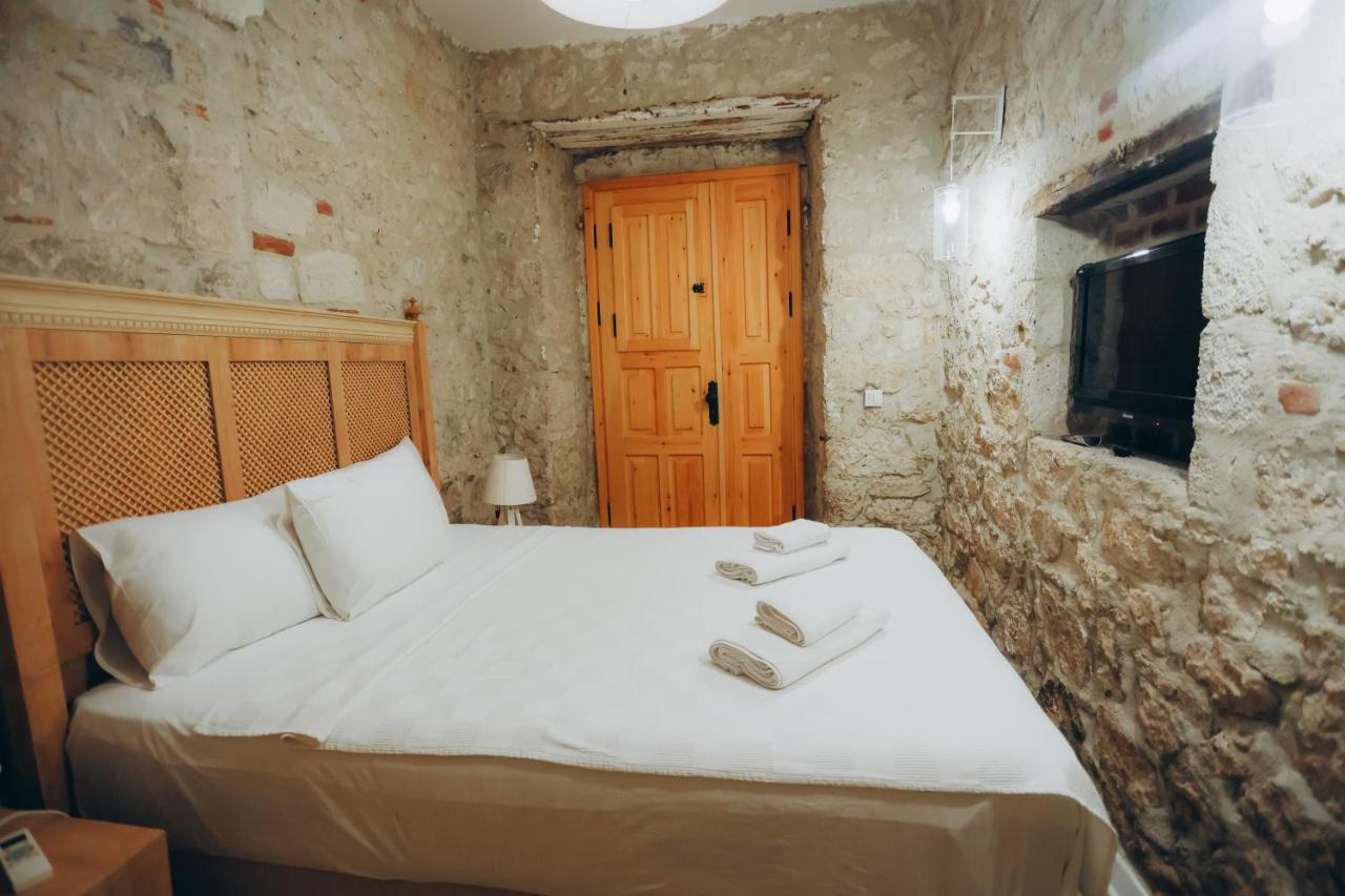 1881 Halil Efendi Otel Alaçatı Buitenkant foto